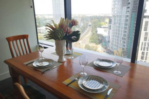 Modern apartment+office w Parking @ Olympic Park